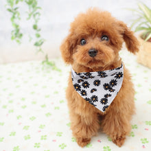 Charger l&#39;image dans la galerie, Cute triangular floral dog bandana 🐶🐕🌼🌸🥰 - PupiPlace