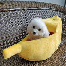 Carica l&#39;immagine nel visualizzatore di Gallery, Warm banana dog bed 🍌🛌🐶😍 - PupiPlace