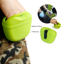 Load image into Gallery viewer, Outdoor portable dog treat pouch 🧺🐾🐕👨🏻‍🦯🌳 - PupiPlace